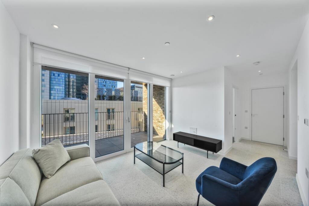 Main image of property: Cendal Crescent London E1