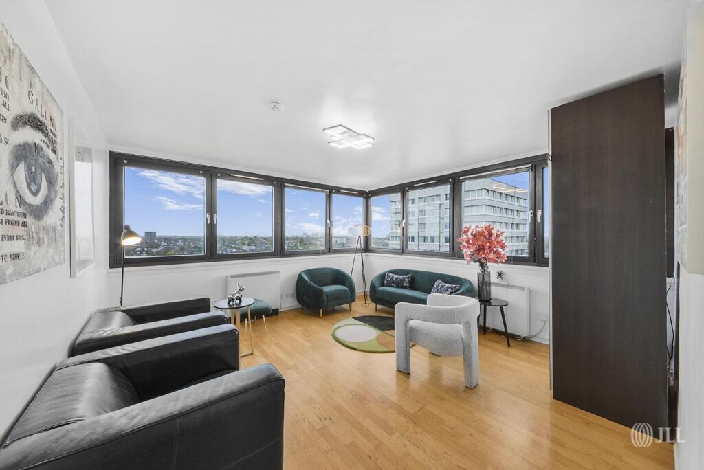 Main image of property: Lincoln Court, N16