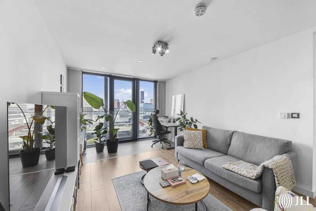 Main image of property: Stratosphere Tower, Great Eastern Road, London, E15