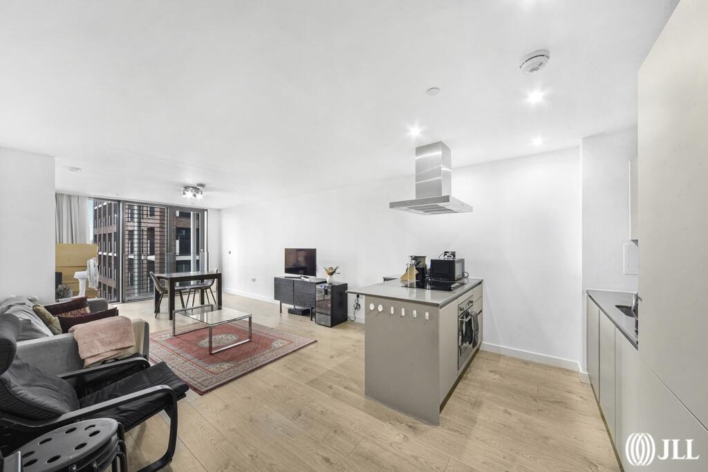 Main image of property: Stratosphere Tower, Great Eastern Road, London, E15