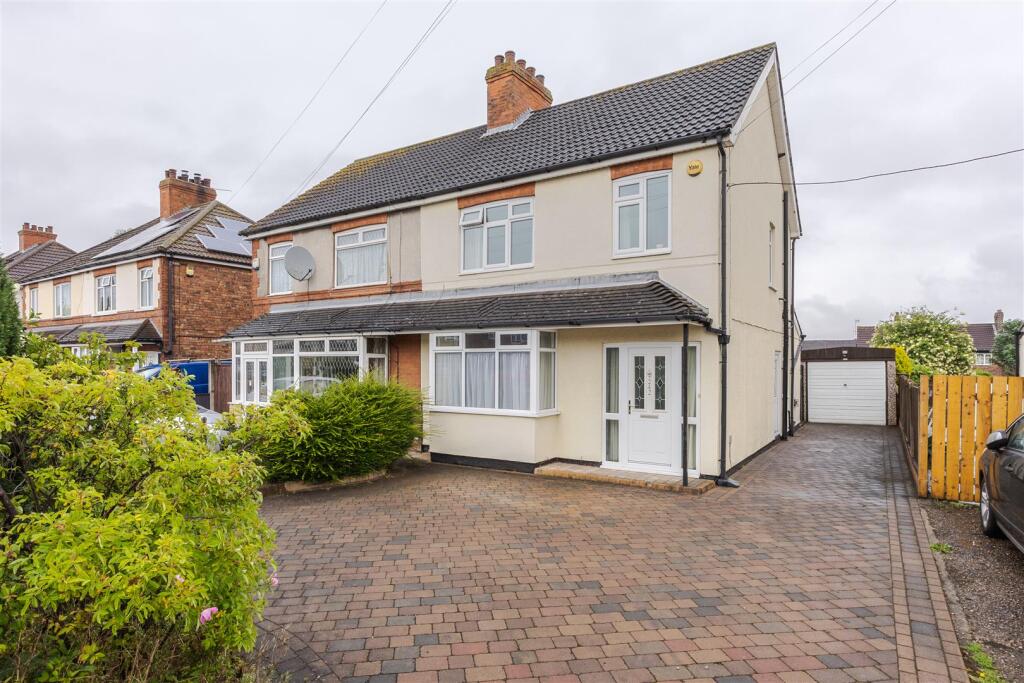 Main image of property: Ashby Road, Scunthorpe