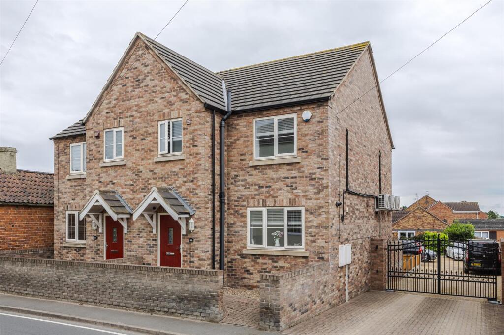 Main image of property: High Street, Burringham