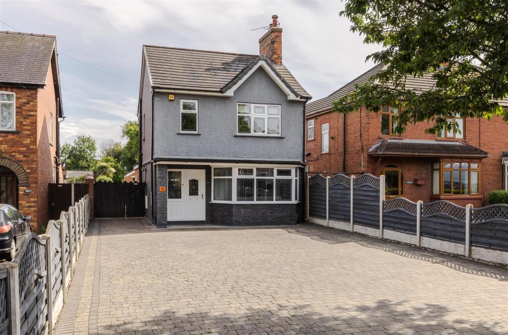 Main image of property: Burringham Road, Scunthorpe