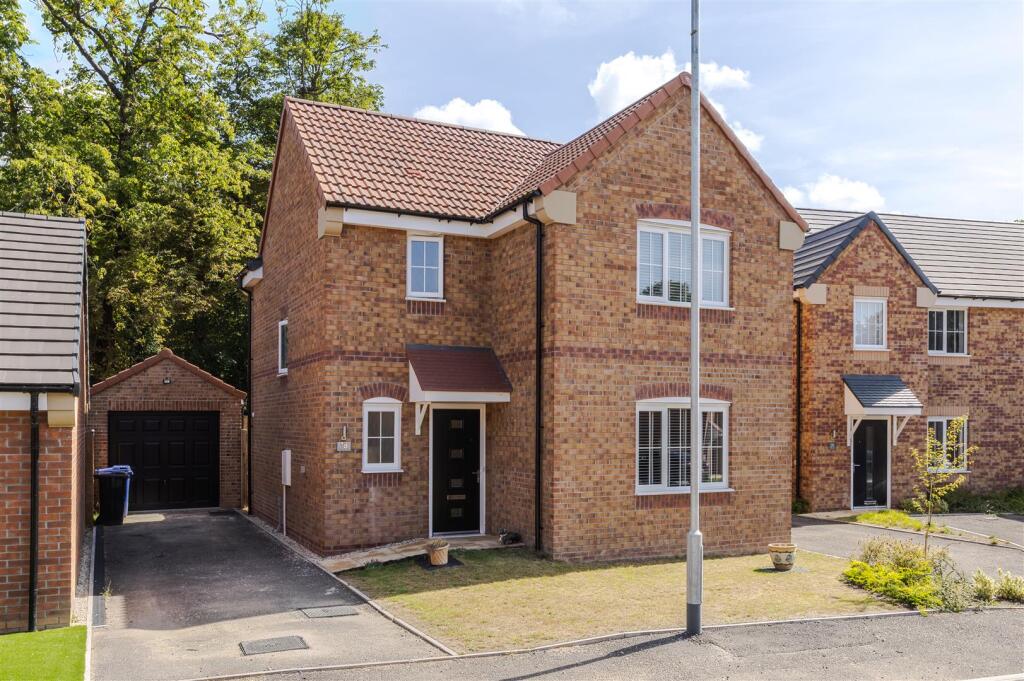 Main image of property: Mulberry Close, Gainsborough