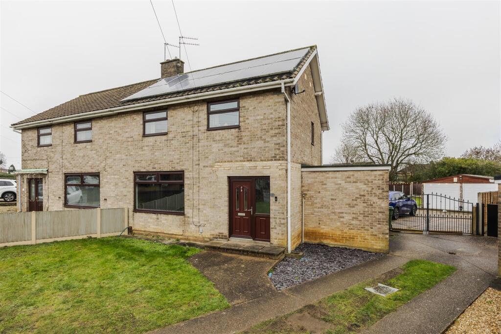 Main image of property: Bottesford Road, Scunthorpe