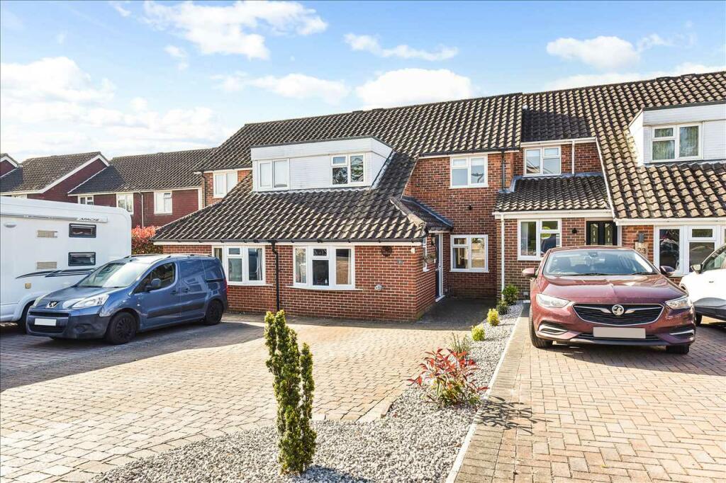 3 bedroom terraced house for sale in Garstons Close, Titchfield, PO14