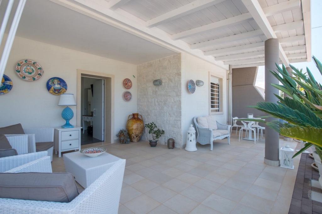 2 bedroom detached villa for sale in Monopoli, Bari, Apulia, Italy
