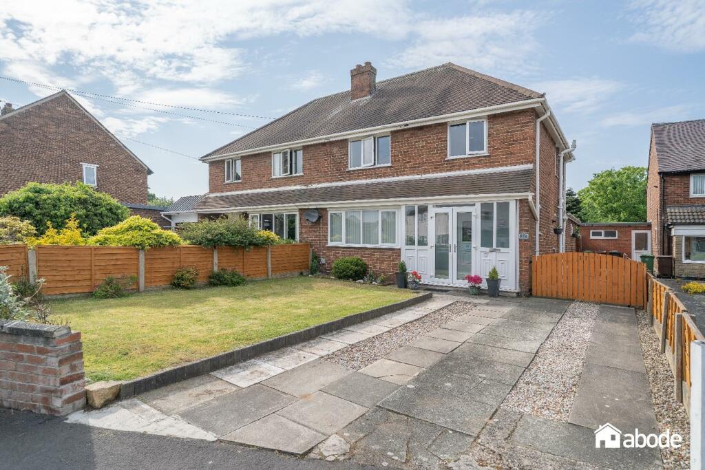 3 bedroom semidetached house for sale in Royal Crescent, Formby