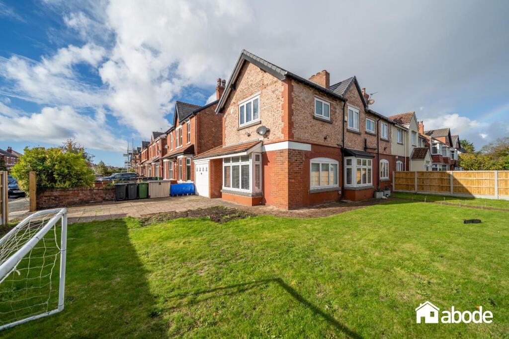 Main image of property: Clinning Road, Southport