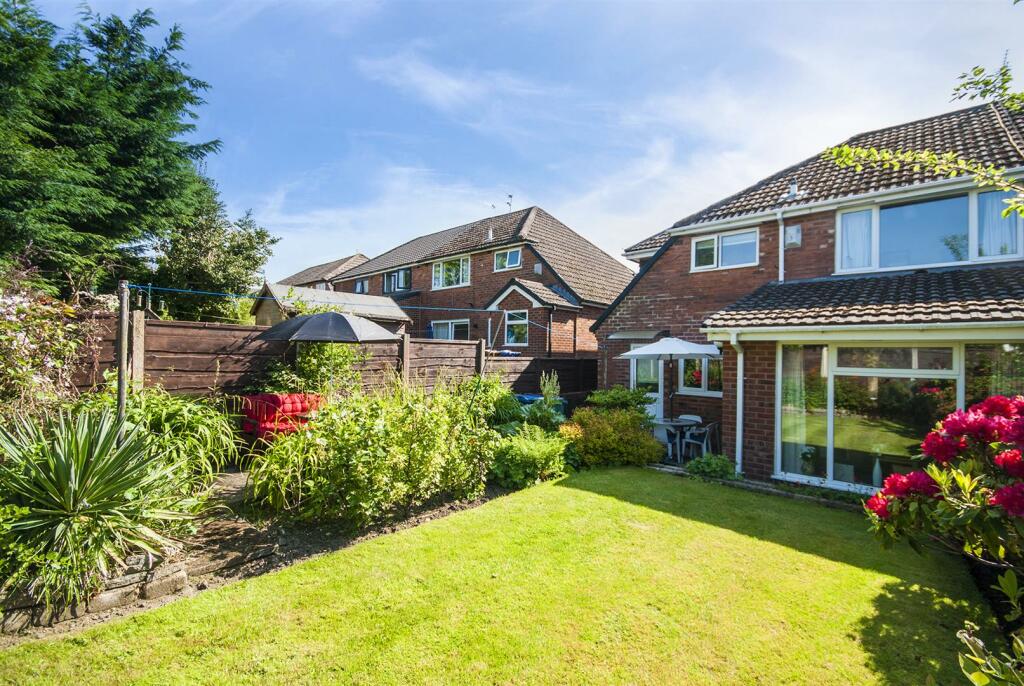 Additional property image - Byron Road, Greenmount, Bury