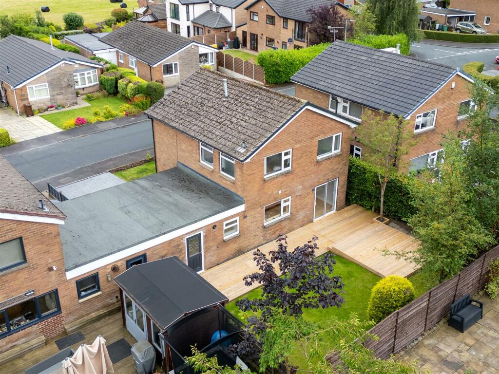 Additional property image - Pinewood Crescent, Ramsbottom, Bury