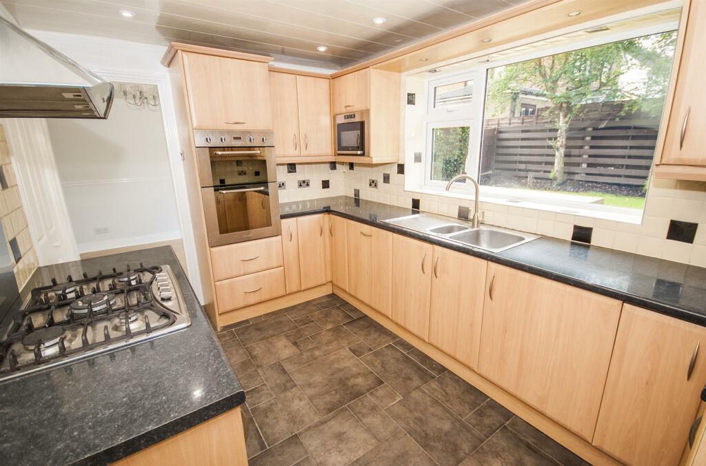 Additional property image - Pinewood Crescent, Ramsbottom, Bury