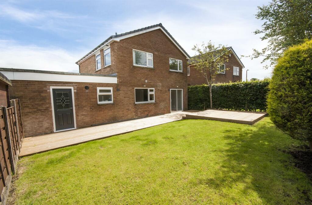 Additional property image - Pinewood Crescent, Ramsbottom, Bury