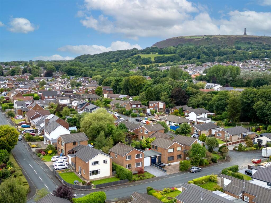 Additional property image - Pinewood Crescent, Ramsbottom, Bury