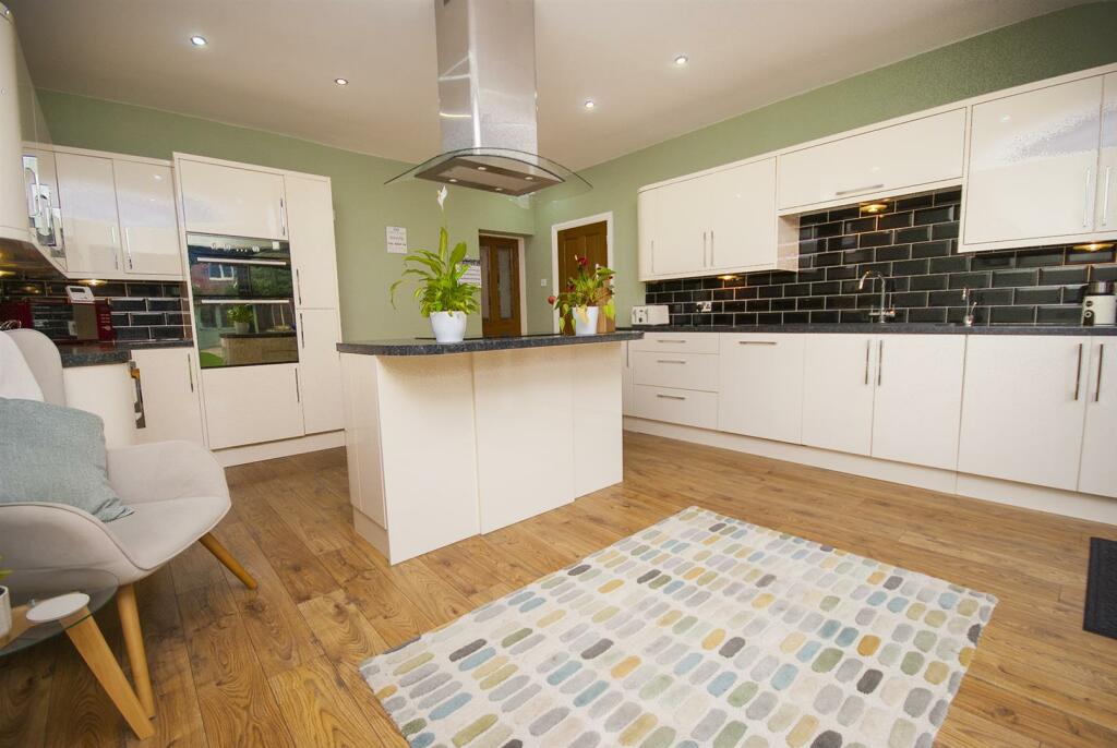 Additional property image - Linden Avenue, Ramsbottom, Bury