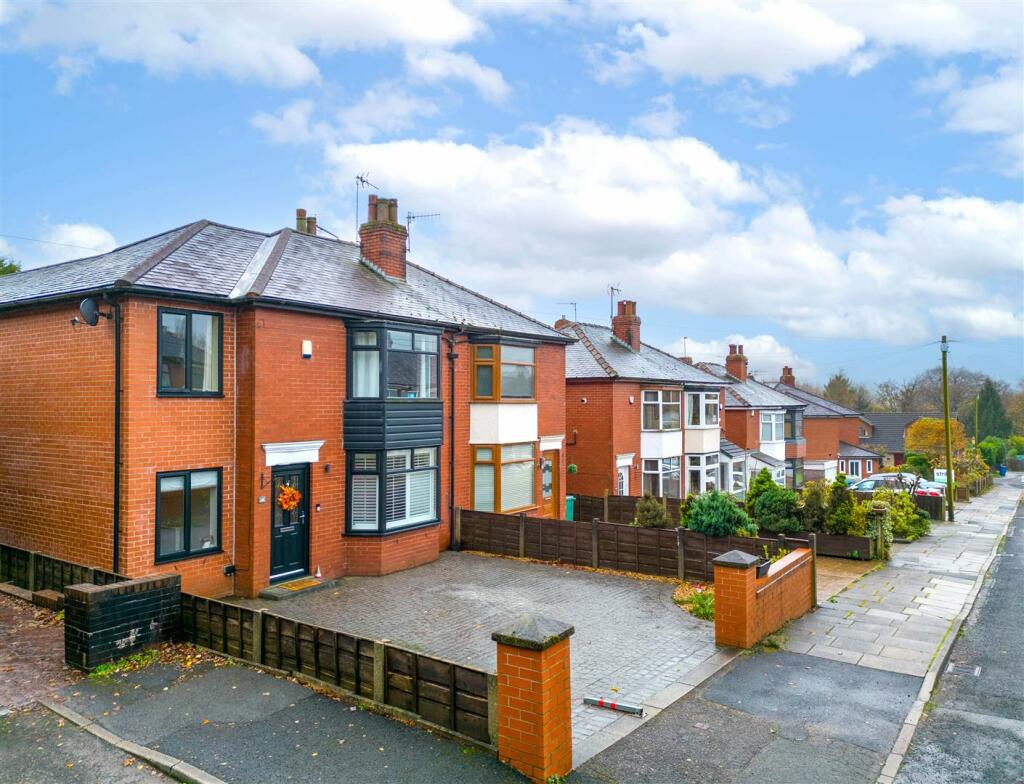 Additional property image - Linden Avenue, Ramsbottom, Bury