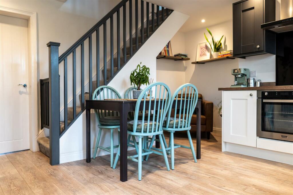 Additional property image - Chapeltown Road, Bromley Cross, Bolton