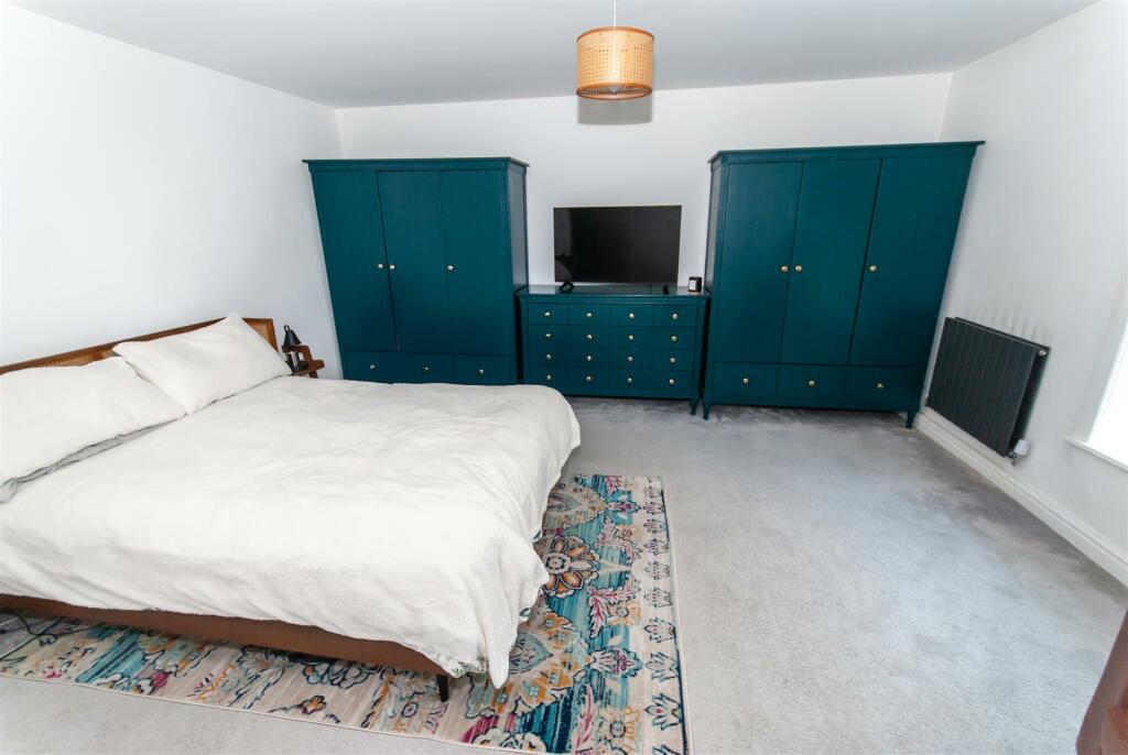 Additional property image - Chapeltown Road, Bromley Cross, Bolton