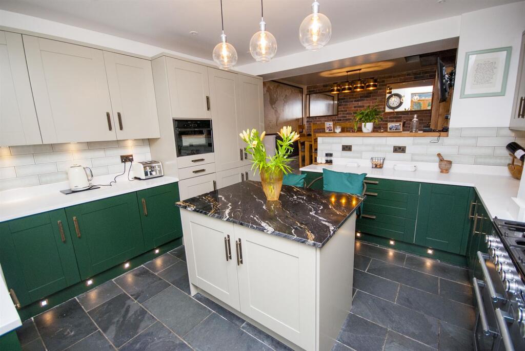 Additional property image - Henry Street, Ramsbottom, Bury