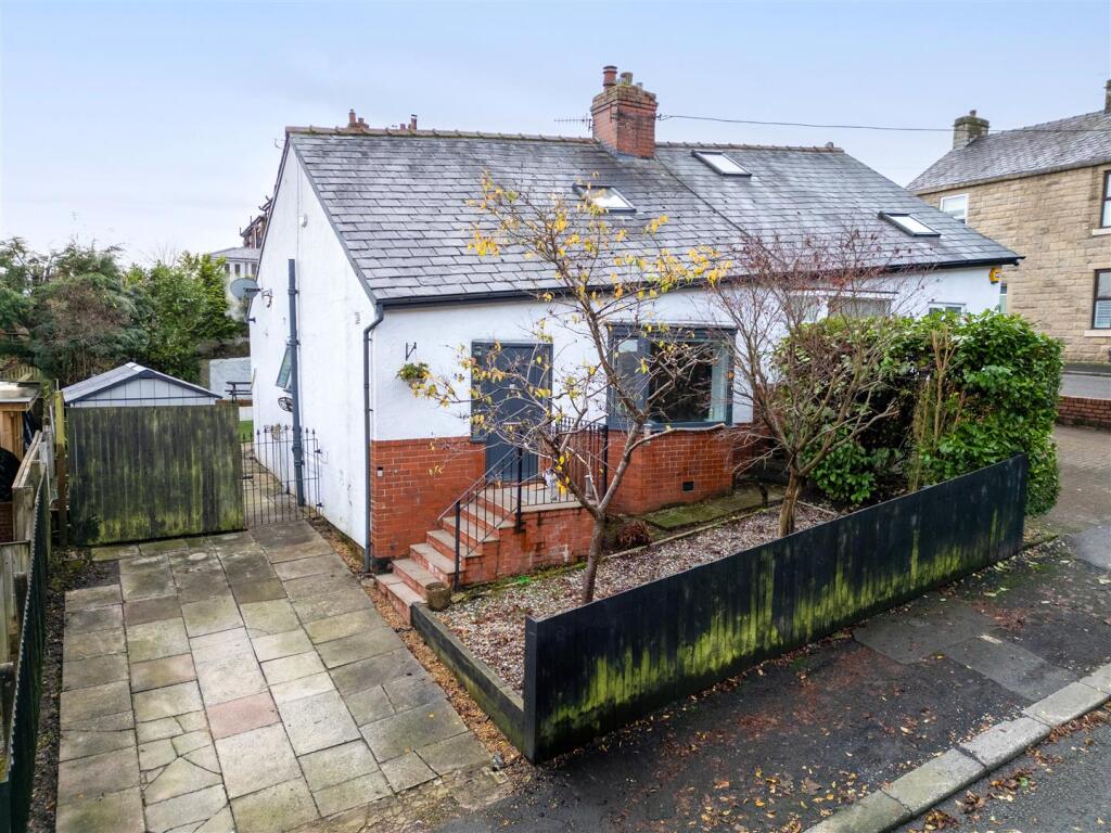 Additional property image - Rostron Road, Ramsbottom, Bury
