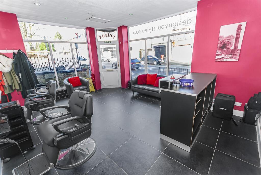 Additional property image - Falcon Avenue, Darwen