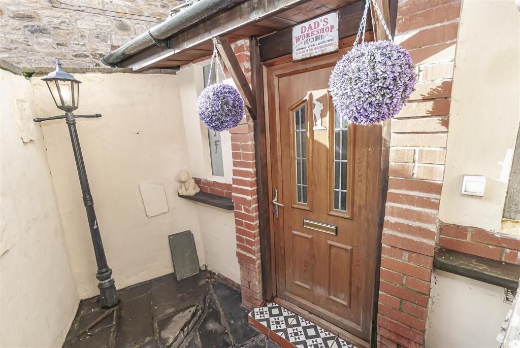 Additional property image - Falcon Avenue, Darwen