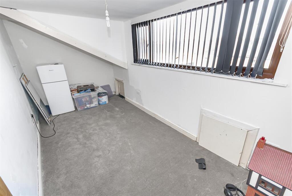 Additional property image - Falcon Avenue, Darwen