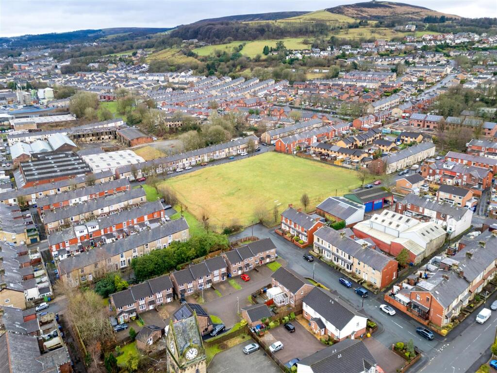 Additional property image - Falcon Avenue, Darwen