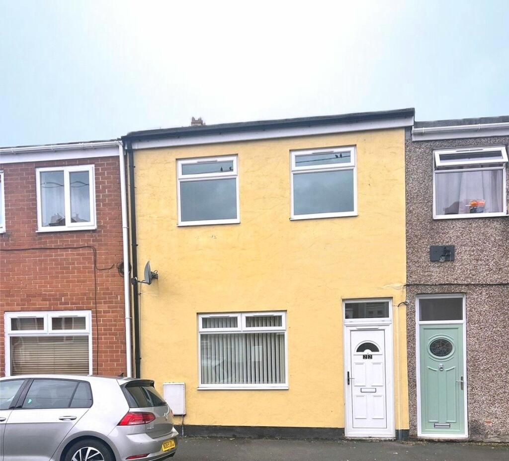 3 bedroom terraced house for sale in The Avenue, Hetton Le Hole, DH5