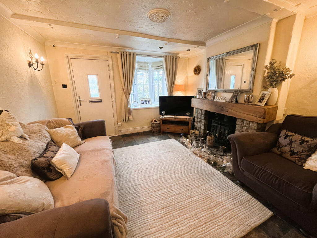 2 bedroom terraced house for sale in Duloe Road, St. Neots, PE19