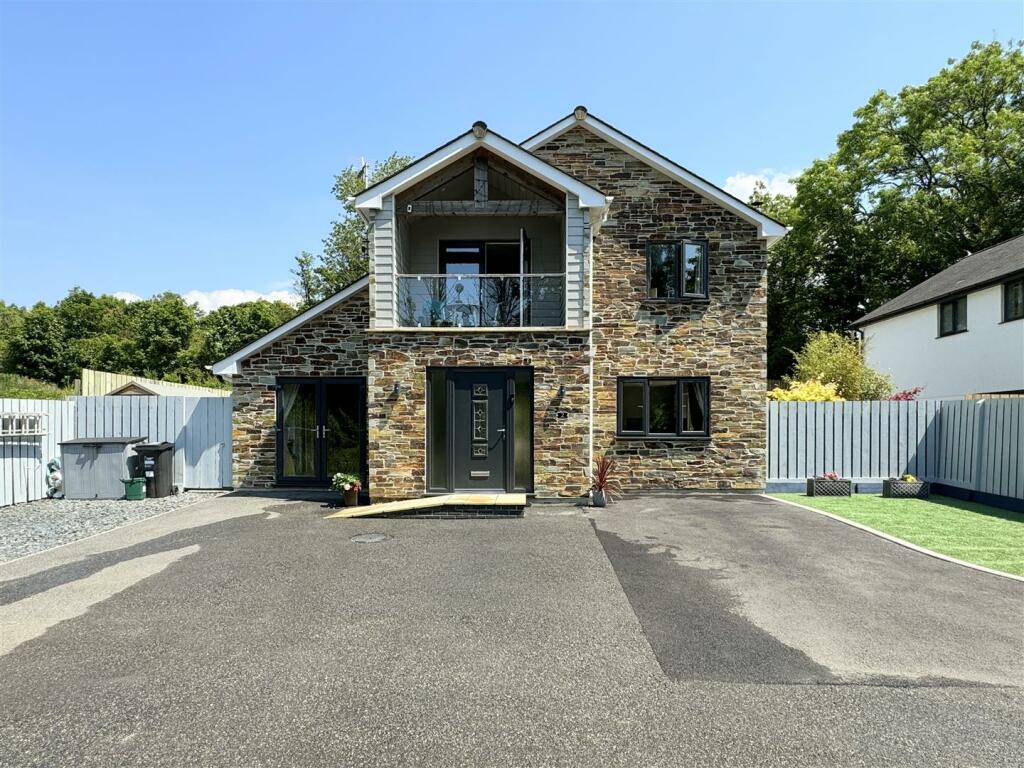 Main image of property: Lowena Vale, St. Columb