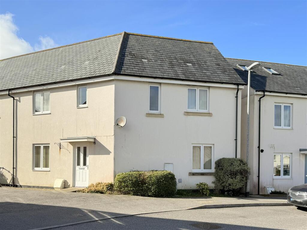 Main image of property: Lyons Court, Newquay