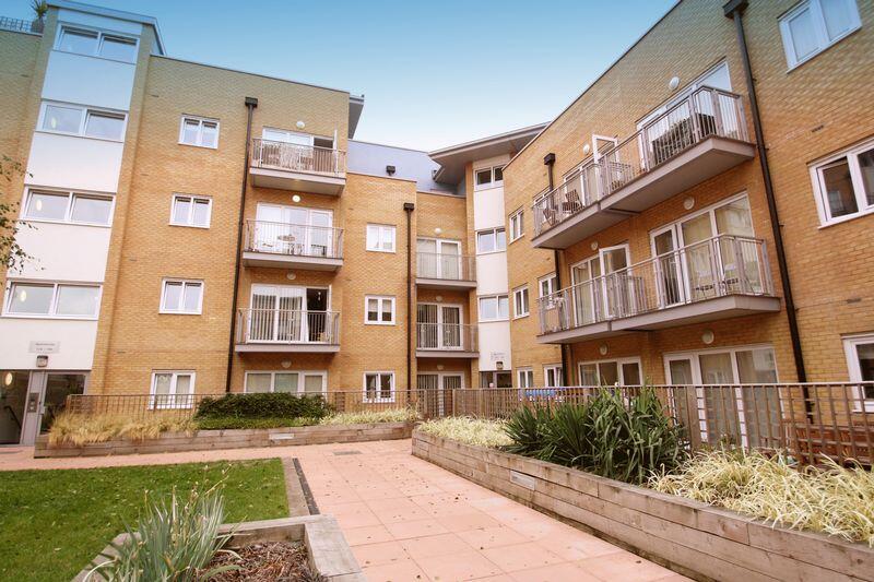 Main image of property: Purley Way, Croydon
