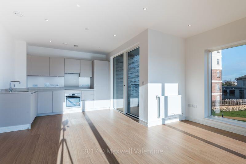 Main image of property: EAST CROYDON LUXURY APARTMENT