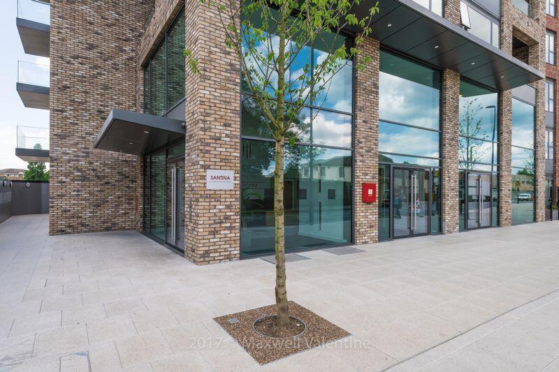 Main image of property: 45 Cherry Orchard Rd, Croydon