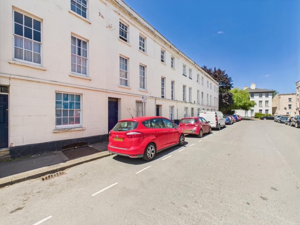 Main image of property: Oxford Street, Gloucester