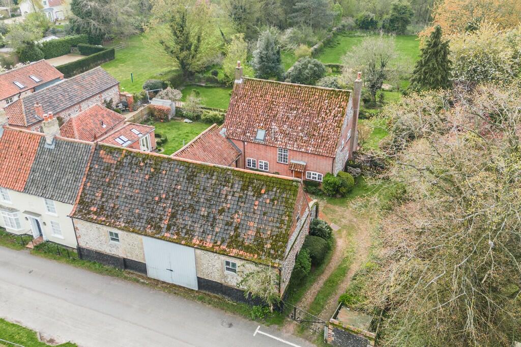 4 bedroom detached house for sale in East Rudham, PE31