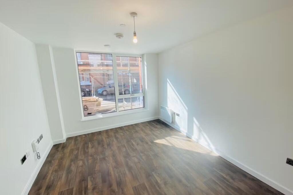 Additional property image - 150 Moseley Street, Birmingham, B12