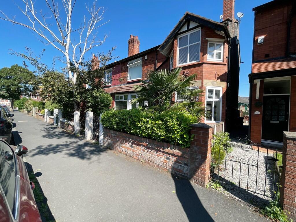 Main image of property: School Lane, Didsbury, M20