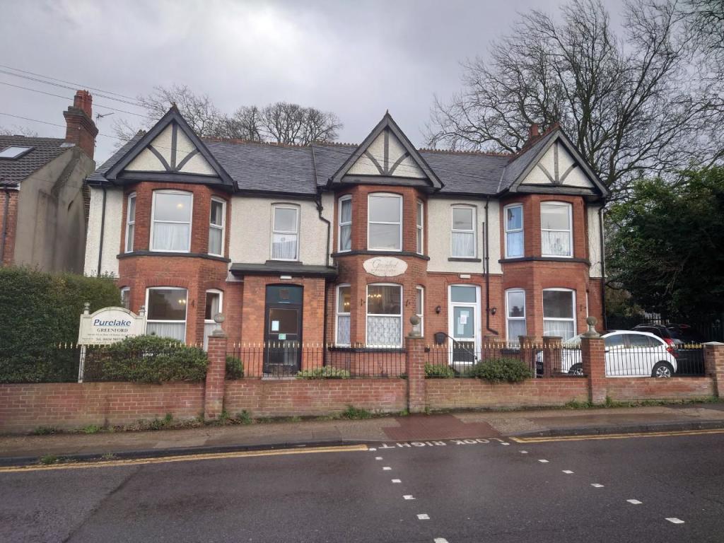 Commercial property for sale in Nelson Road, Gillingham, ME7
