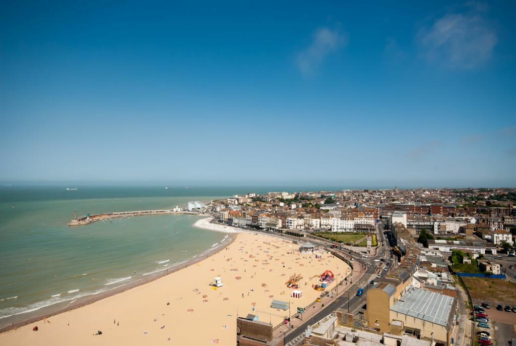 High street retail property to lease in Marine Gardens, Margate, CT9