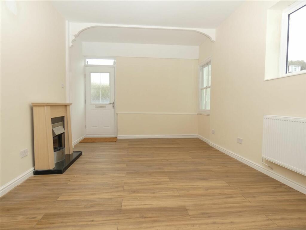 Additional property image - High Street, Bridge, CT4