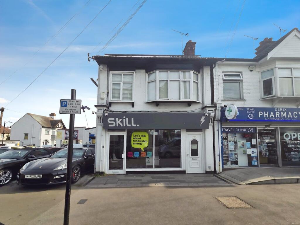 Main image of property: 1067 London Road, Leigh-on-Sea, SS9 3JP