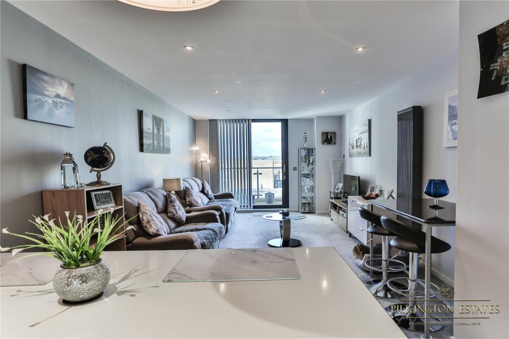 2 bedroom penthouse for sale in Notte Street, Plymouth, Devon, PL1