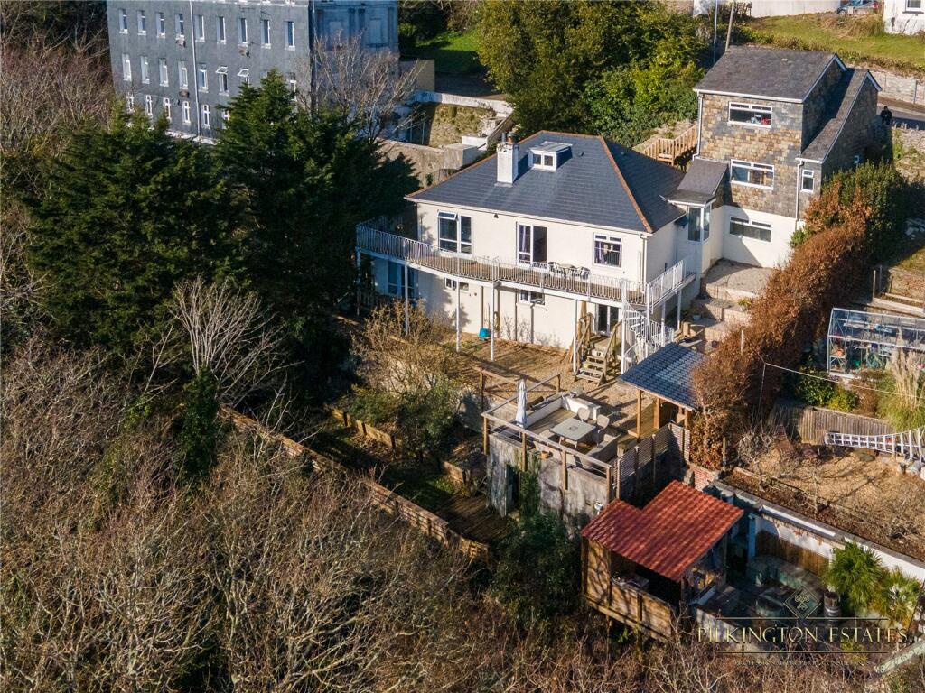 5 bedroom house for sale in Lower Port View, Saltash, Cornwall, PL12