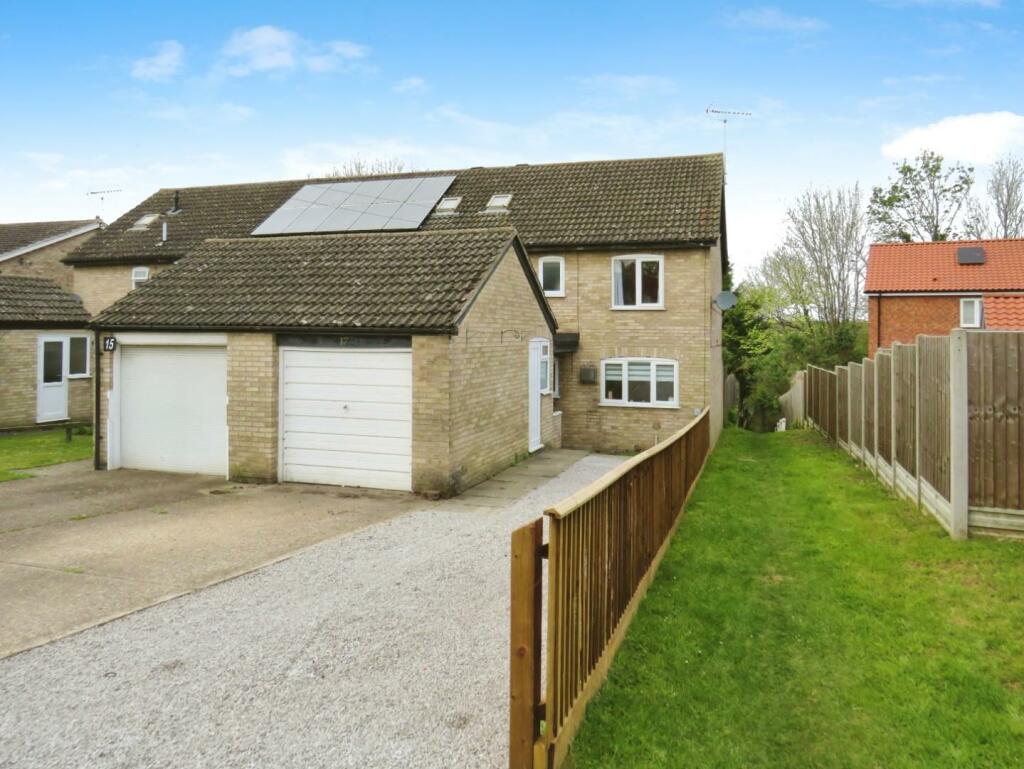3 bedroom end of terrace house for sale in Thetford Road, Brandon, IP27