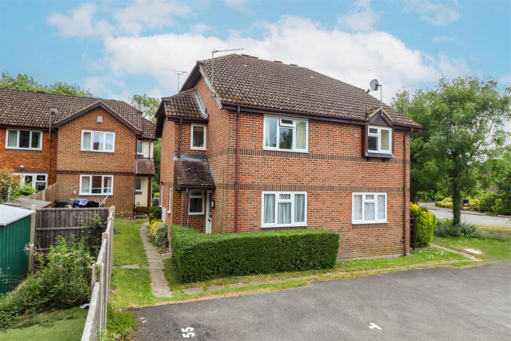Main image of property: Barn Meadow Close, Church Crookham, Fleet