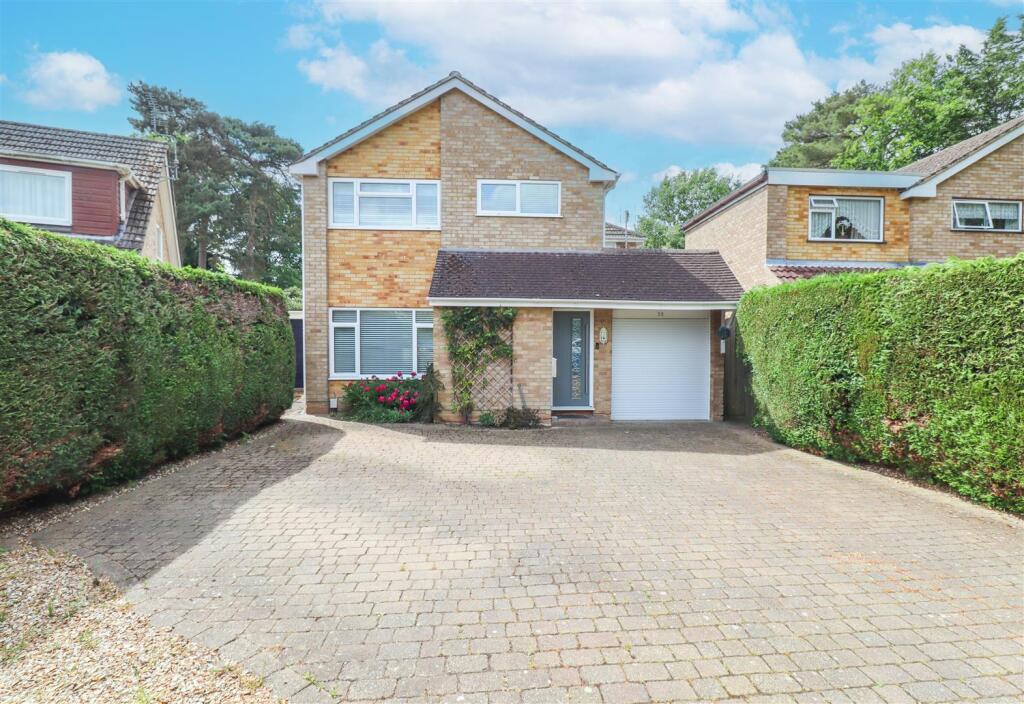 Main image of property: Folly Close, Fleet