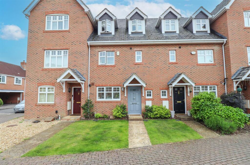 Main image of property: Marrow Meade, Fleet