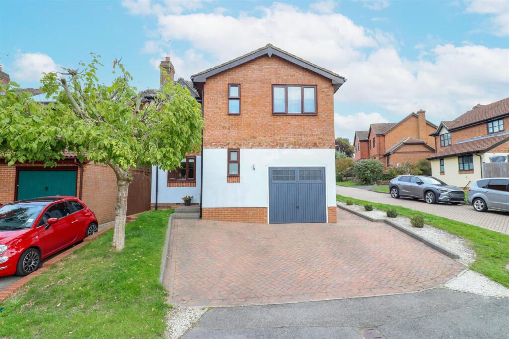 Main image of property: Hunnels Close, Church Crookham, Fleet